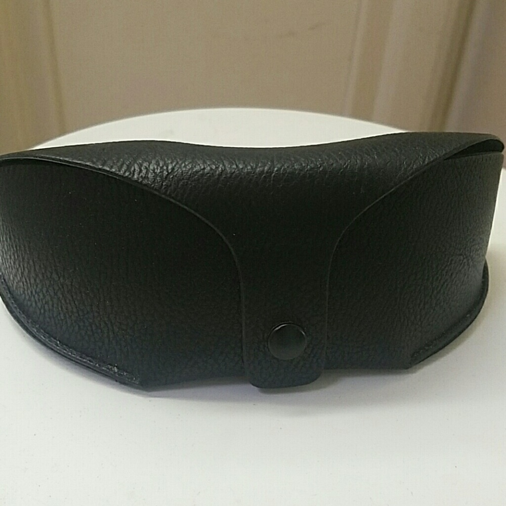 Designer Sunglasses - Picture 6 of 8